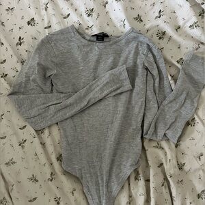 Pretty Little Thing Petite Gray Bodysuit
